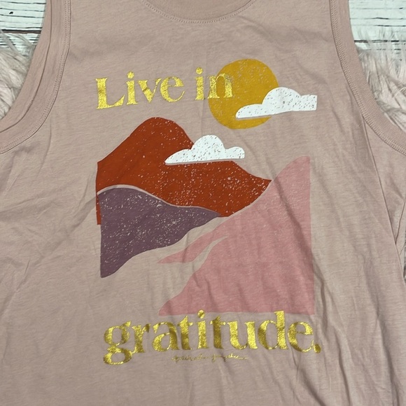 Spiritual Gangster Live in Gratitude Essential Graphic Muscle Tank - Picture 5 of 7